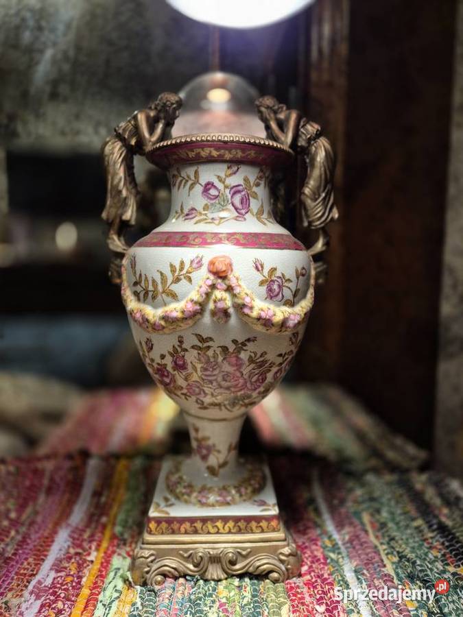 Porcelanowa waza królewska róże mosiądz ACD 118 Wrocław sprzedam