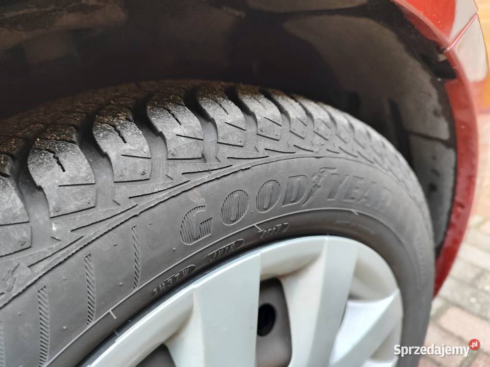 Suzuki Swift niski przebieg 83 Gniezno sprzedam