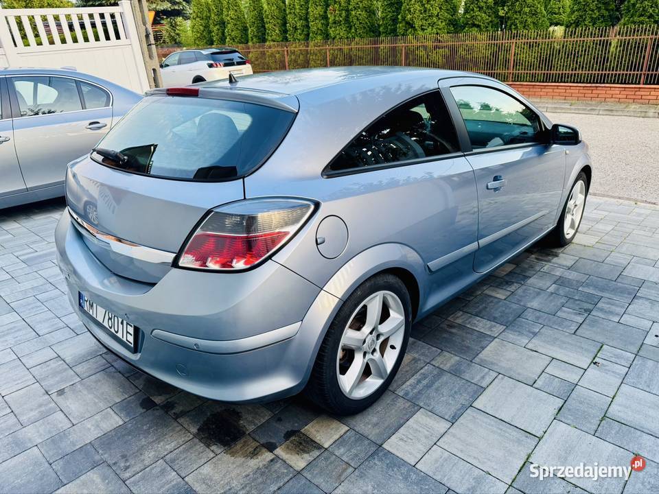 Opel Astra GTC Mielec