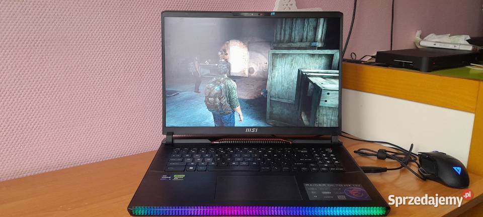 Laptop MSI Raider GE78HX 13VH254NL RTX 4080 i9 błyszcząca Kraków sprzedam