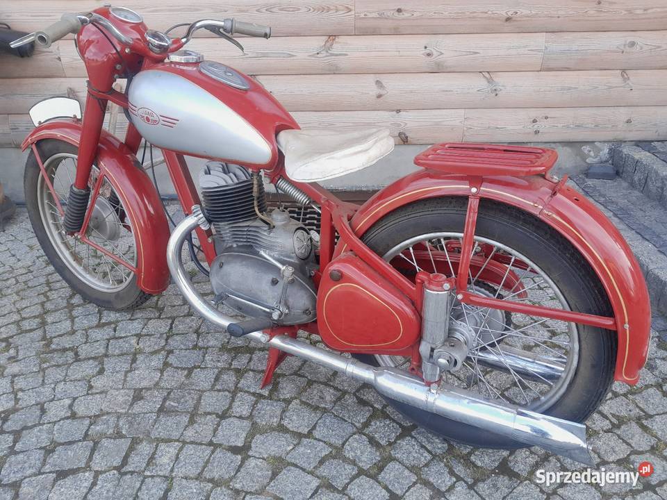 Jawa perak 250 z dokumentami Mirzec