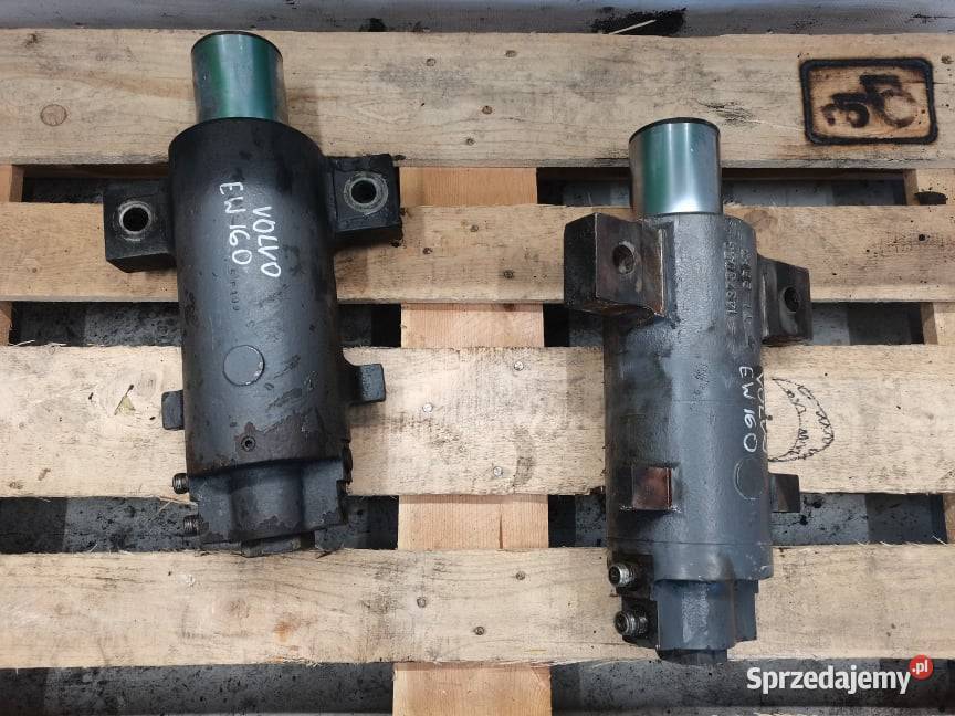 Volvo EW 160B Cylinder hydrauliczny mostu Wilkowo