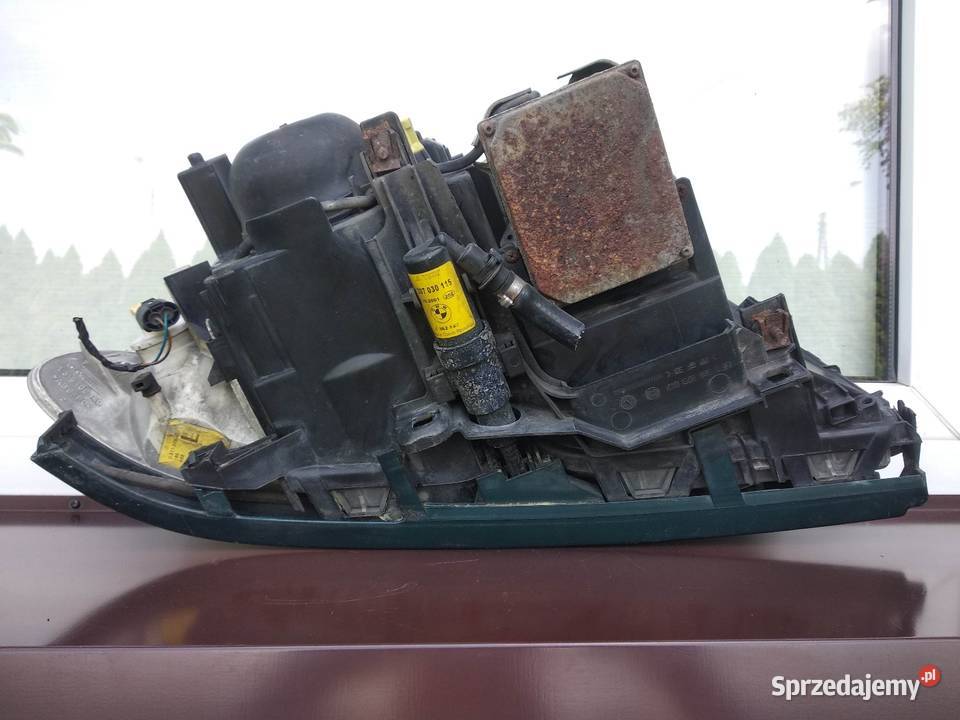 BMW E46 lampa przednia lewa xenon reflektor