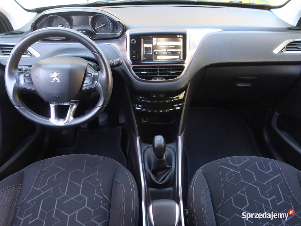 Peugeot 2008 16 eHDi relingi dachowe Katowice