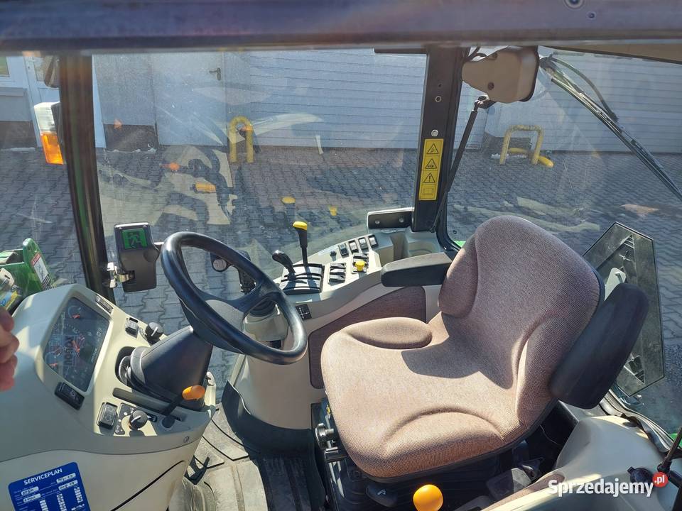 Ciągnik ogrodniczy komunalny John Deere 3720 z John Deere wielkopolskie Łubowo