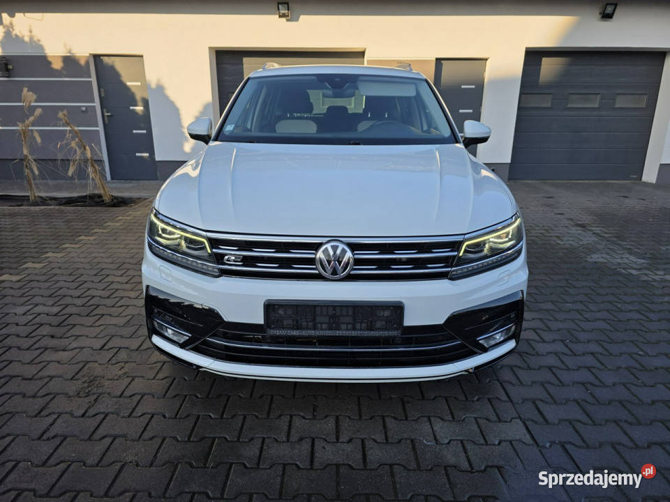 Volkswagen Tiguan RLINE20 150 konikamera centralny zamek Żabno