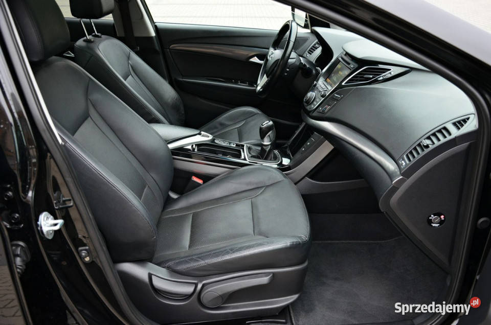 Hyundai i40 17CRDI 136 Navi Kamera Serwis lakier metallic mazowieckie