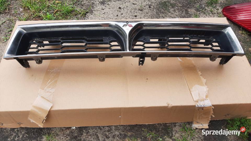 gril atrapa chłodnicy Mitsubishi Galant 8 VIII Dębno