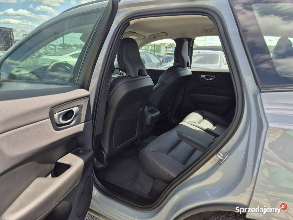 Volvo XC 60 II 2017 napęd 4x4 dolnośląskie Komorniki