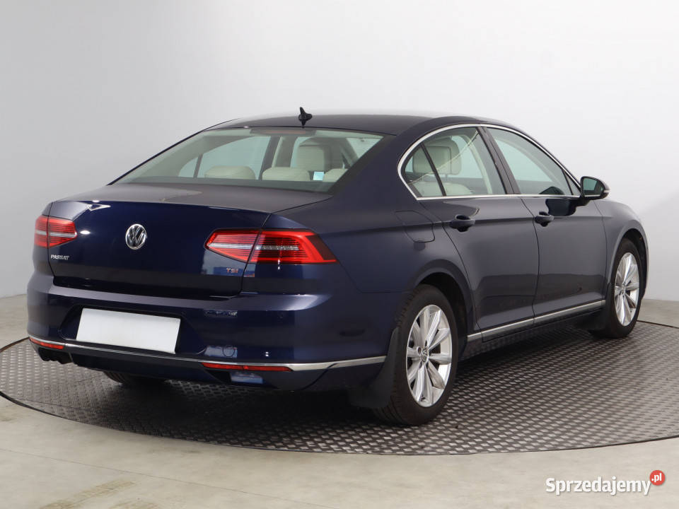 VW Passat 18 TSI podgrzewane fotele Volkswagen dolnośląskie Bielany Wrocławskie