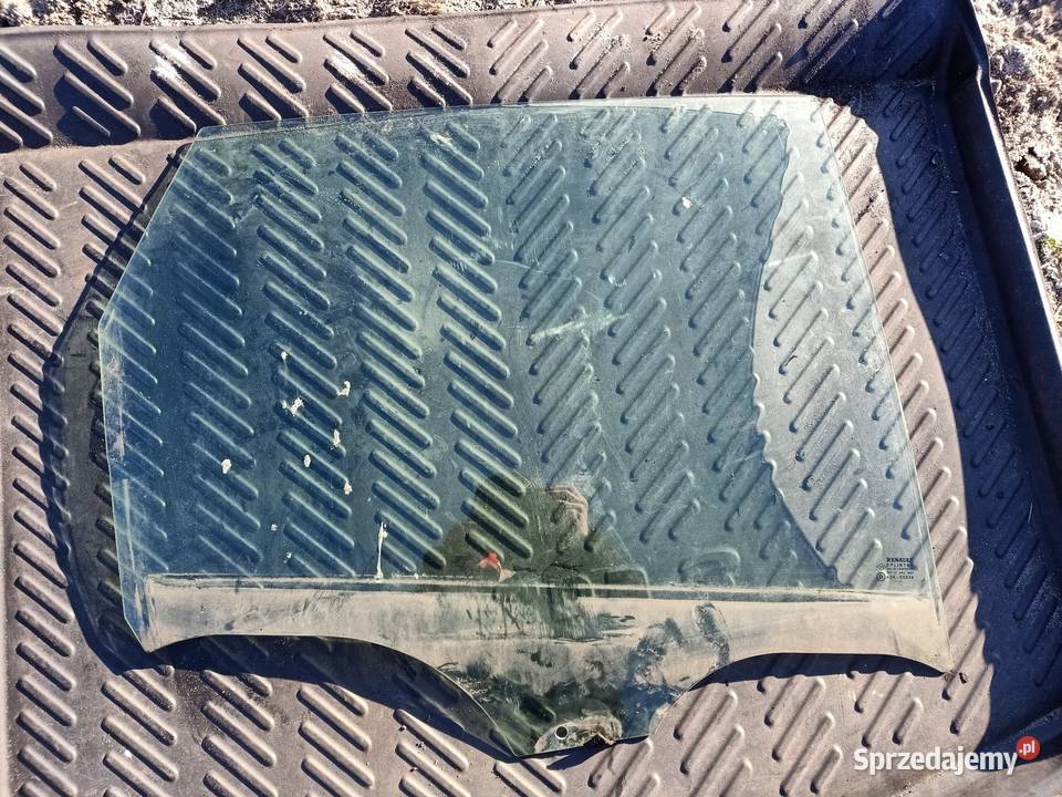 Szyba drzwi tylna prawa renault scenic II 2 Szczecin