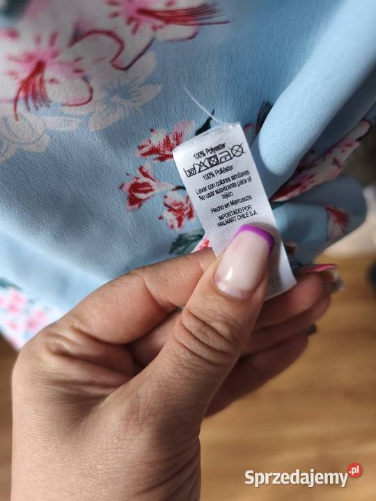 Bluzka z odkrytymi ramionami hiszpanka w kwiaty Bluzki i koszule sprzedam