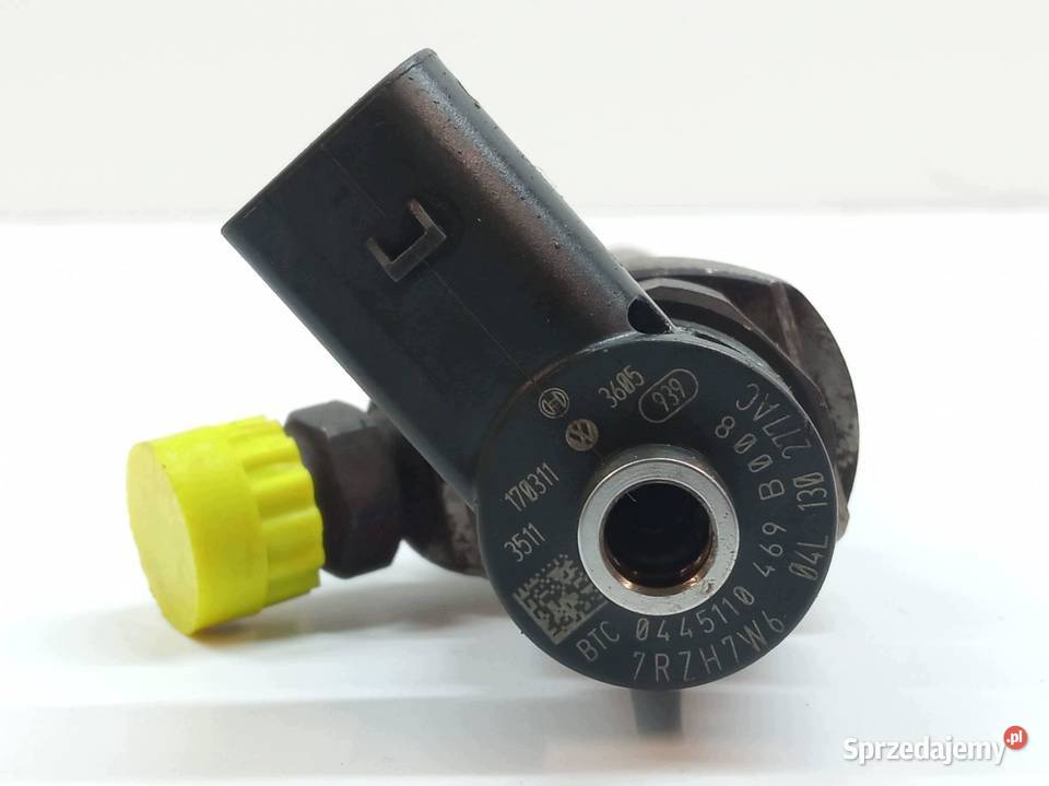 WTRYSKIWACZ 04L130277AC 20 TDI Skoda Superb III sprzedam