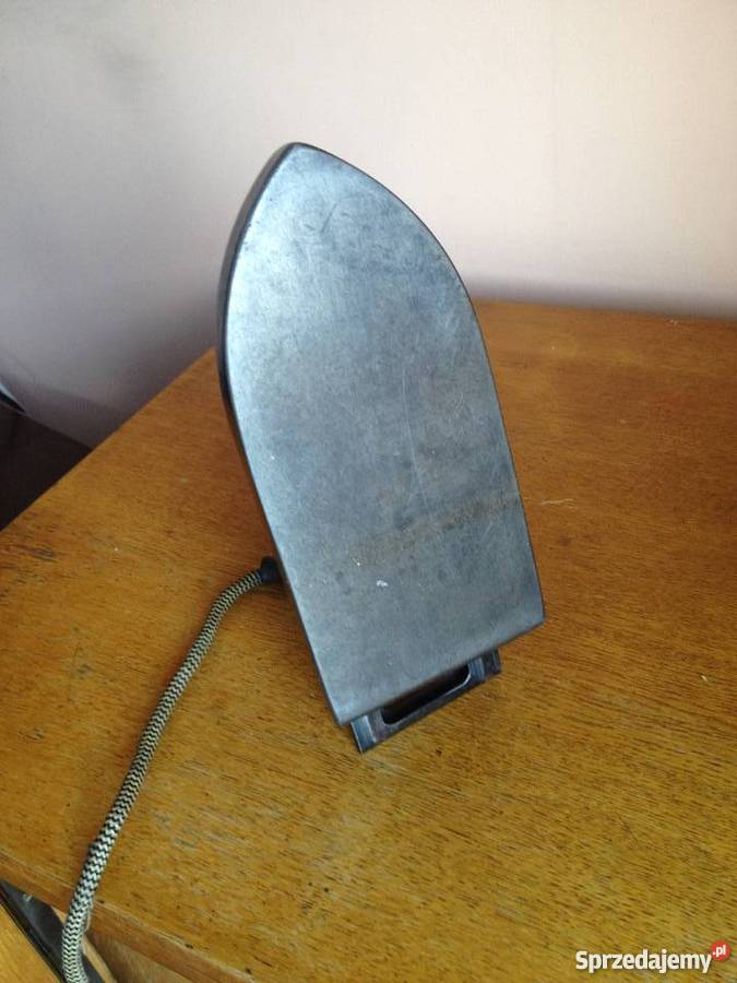 STARE CIĘŻKIE ŻELAZKO ELEKTRYCZNE pomorskie Malbork