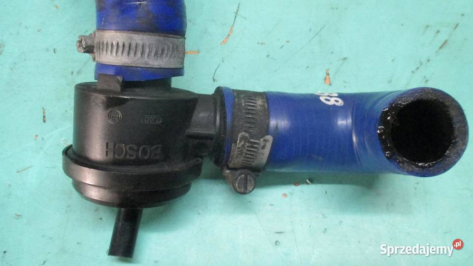 AUDI A4 S4 B5 27 B 99r zawór podciśnienia