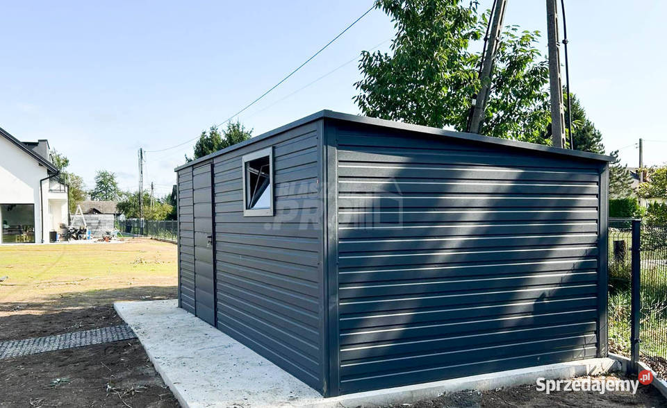 SCHOWEK DOMEK OGRODOWY 45m x 3m spad w tył drzwi Nieruchomości mazowieckie Przasnysz