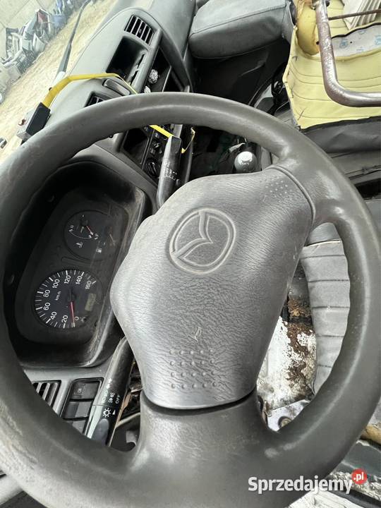 Kierownica Mazda e2200 e 2200