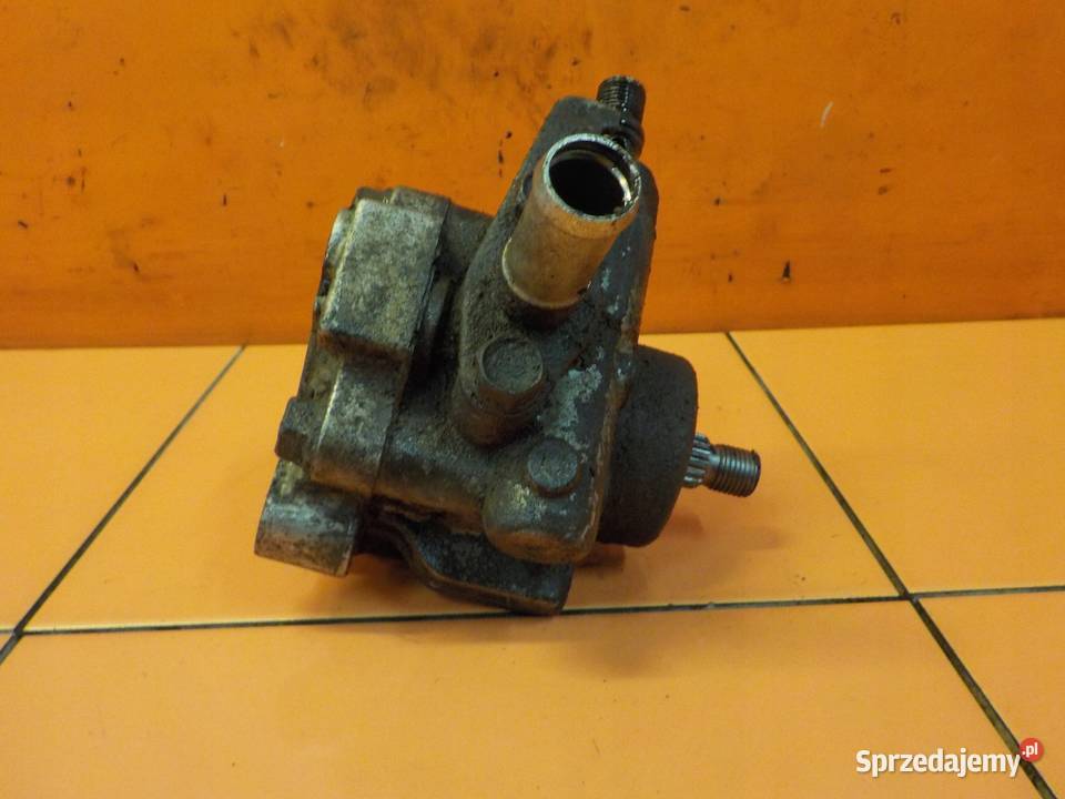 PAJERO II 25 TD 01r pompa wspomagania MR374897 Suków