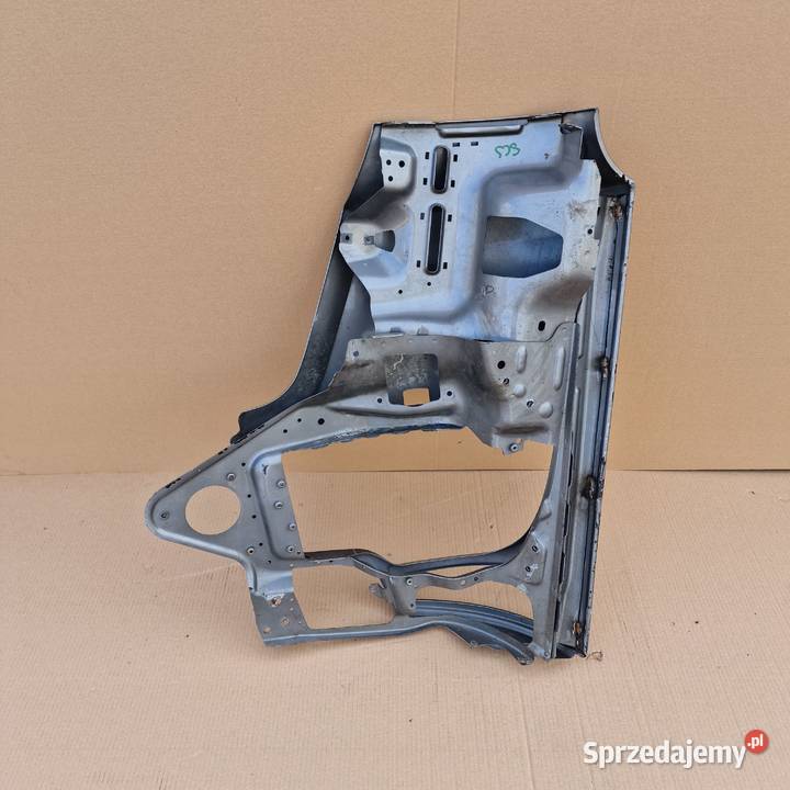 MERCEDES AROCS ZDERZSAK OKULAR LAMPY REFLEKTORA Bieleń