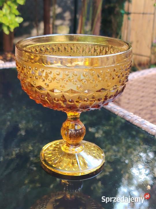 Owocarka Ząbkowice romby i guziki Porcelana i szkło Poznań