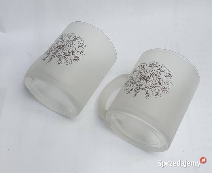 Kubek szklanny z motywem kwiatowym Reszel