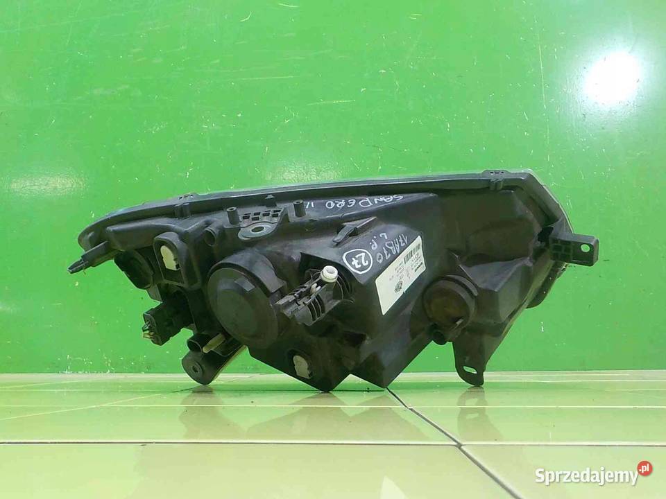 DACIA SANDERO II STEPWAY 09 B 15r lampa lewa osobowe Suków