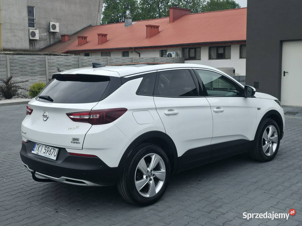 Opel Grandland X 12 Benzyna Serwisowany przyciemniane szyby Piekoszów sprzedam