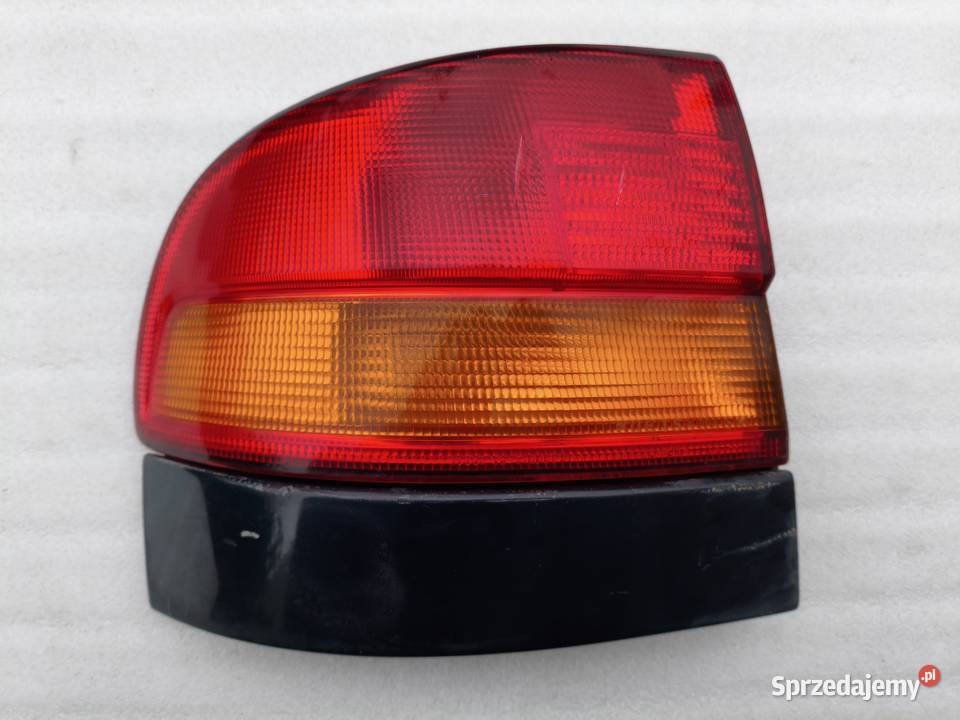 Lampa Lewy Tył Tylna Lewa Toyota Carina E Sedan Wyszków