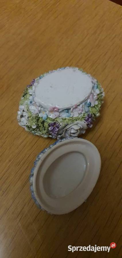 Porcelanowy zabytkowy pojemnik na biżuterię dolnośląskie Wrocław
