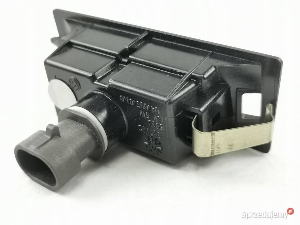 LAMPKA OŚWIETLENIA TABLICY FIAT BRAVO 9501 ORI osobowe Lampki tablicy rejestracyjnej Motoryzacja sprzedam