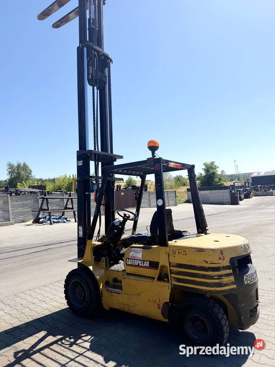 wózek widłowy CATERPILLAR DP30 udźwig 3000 Caterpillar Działoszyn sprzedam