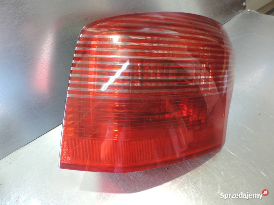 PEUGEOT 407 SW KOMBI LAMPA PRAWA TYLNA Nowy Sącz