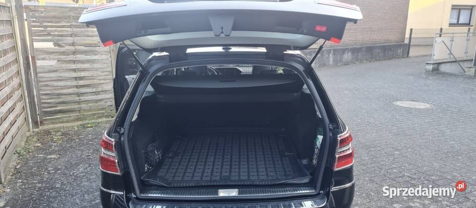 Mercedes Benz E300 W212 Konin