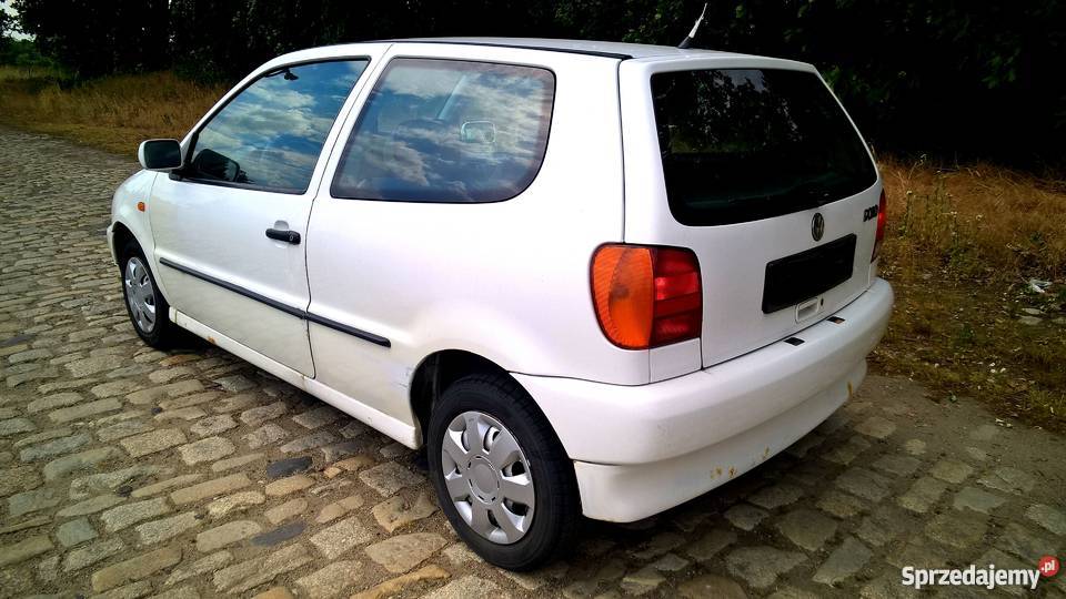 VW Polo 10 benzyna wspomaganie kierownicy Rok produkcji 1996