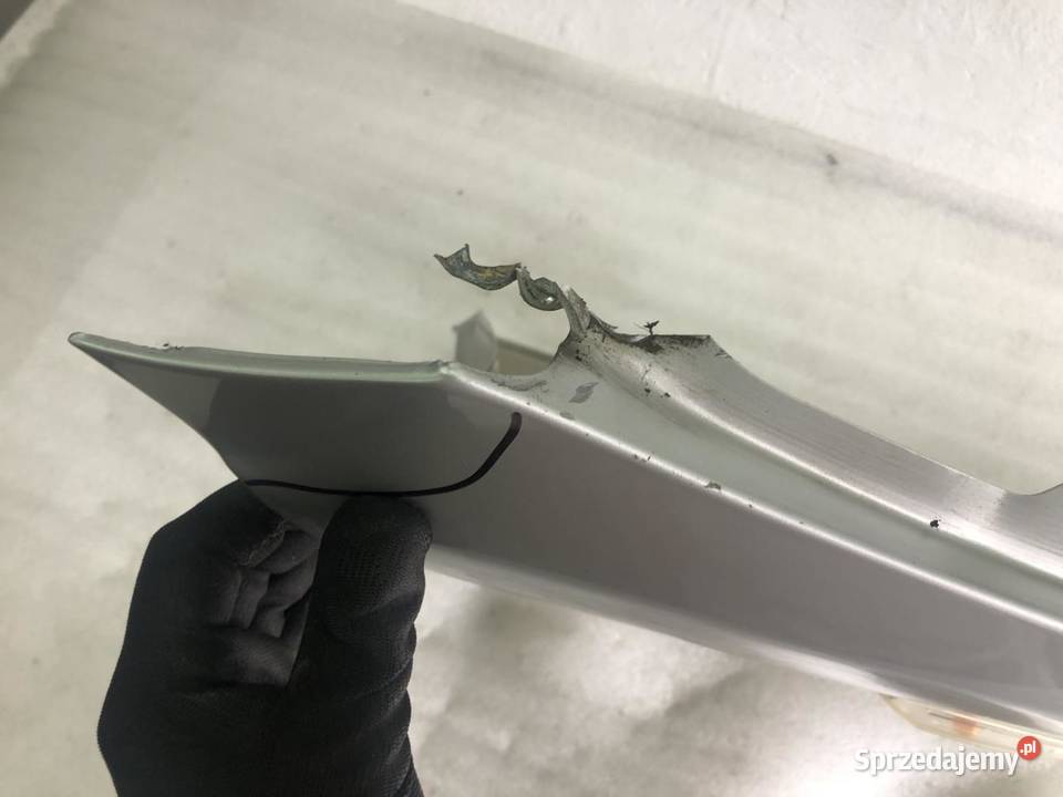 BŁOTNIK PRAWY PRZÓD BMW E46 3547