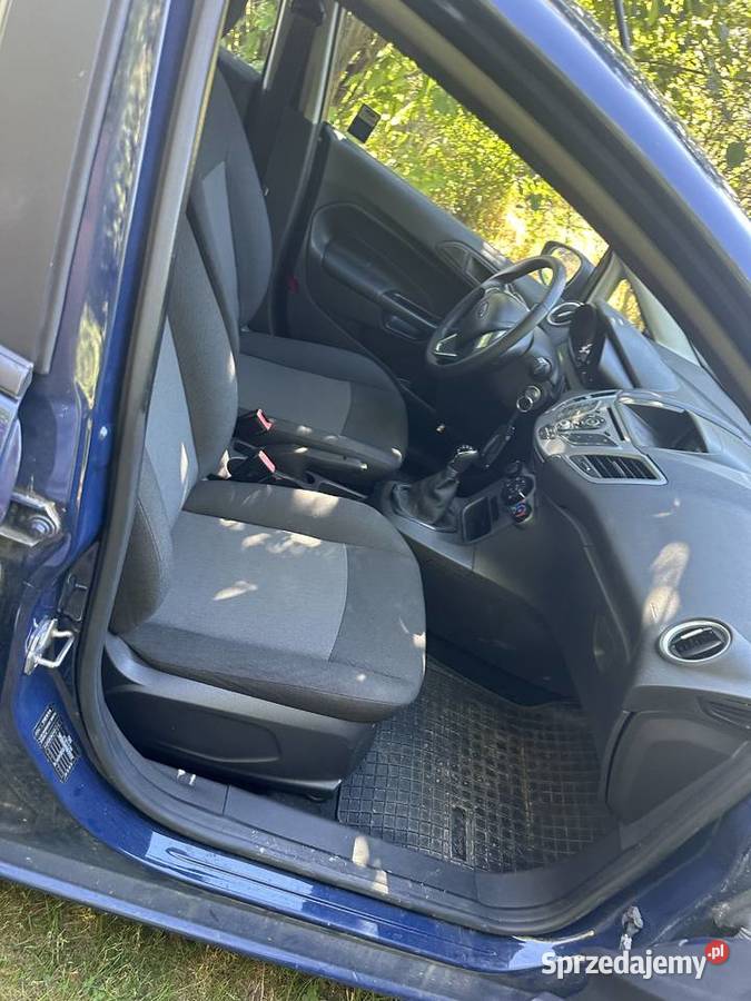 Ford fiesta lift 125 benzyna 5 drzwi podkarpackie Haczów