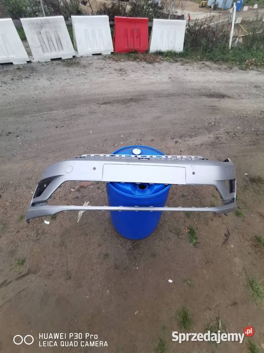 Zderzak przód 510807221 Volkswagen Sportsvan Luzino