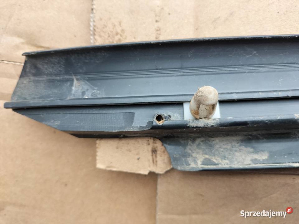 VW GOLF II 2 4 5 D OSŁONA PROGU LISTWA PRAWY osobowe Kamień-Kolonia