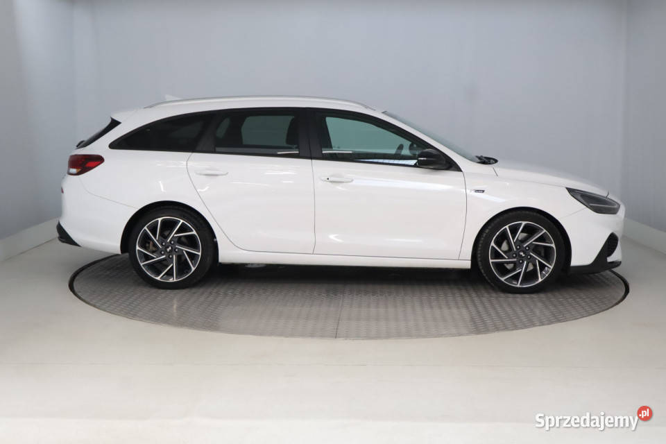 Hyundai i30 15 TGDI MHEV manualna Zabrze sprzedam