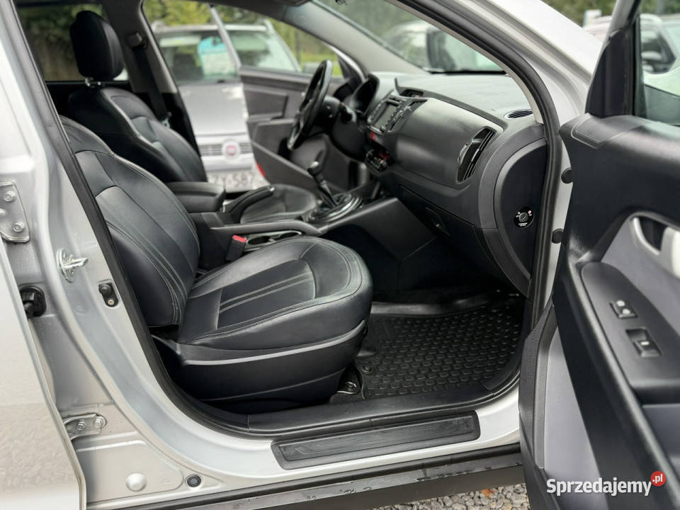 Kia Sportage 20 4x4 navi PANORAMA czujniki nieuszkodzony Łodygowice