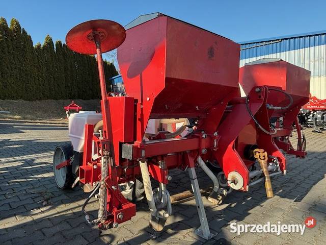 Siewnik pneumatyczny punktowy Kongskilde