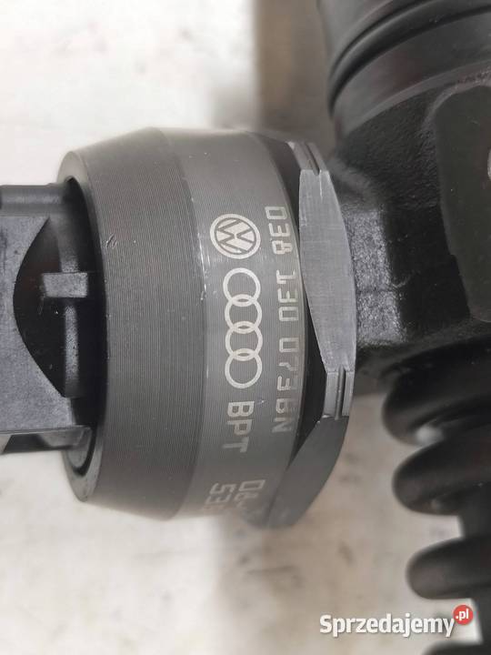 POMPOWTRYSKIWACZ 038130073BN 0414720313 19 TDI