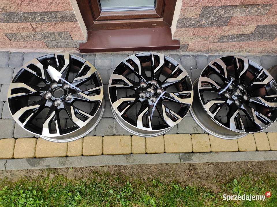 sprzedam felgi aluminiowe 18 calowe Samochodowe Zabłotce