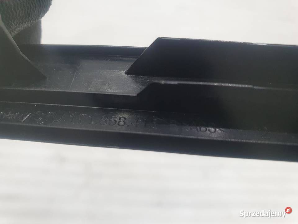 LISTWA ZEGAR DEKOR VW TOURAN 1T1858415