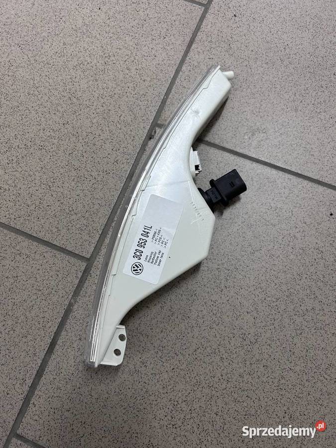 Kierunkowskaz lewy przedni vw passat b6 Goszyce sprzedam