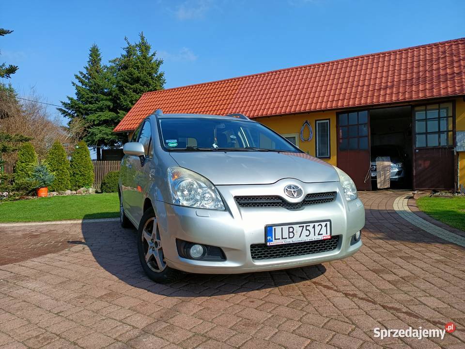 Toyota Corolla Verso 18 BENZYNAGAZ STAN 7 osób Przytoczno
