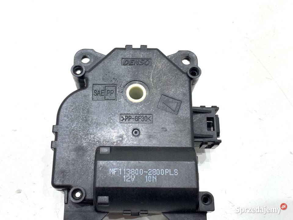 SILNIK NAGRZEWNICY TOYOTA 1138002800 AVENSIS T27 osobowe podkarpackie