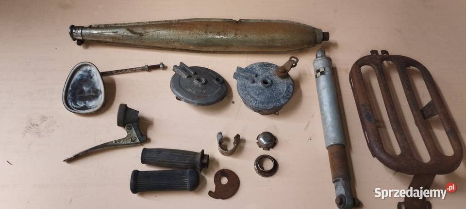 części motorowerrower PRL różne na zdjęciu komar Wędzina sprzedam