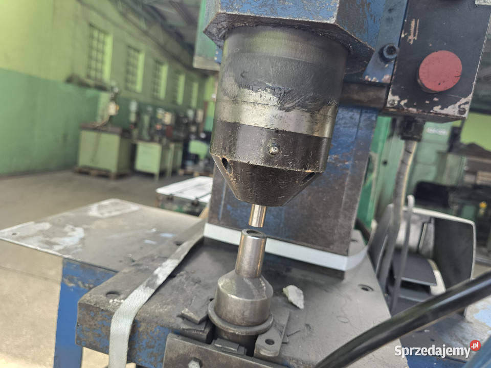 Nitownica radialna TEKOMA 16 nity do 16 mm 22 Trkusów