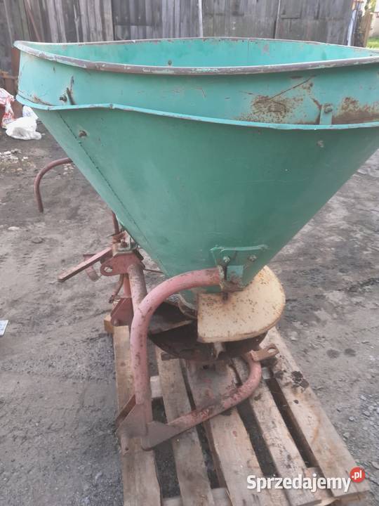 Sprzedam lejek do nawozu nieuszkodzony Kraszkowice